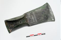 Foto von Bronzeschaftlappenbeil (NHMW-PRAE-024287)